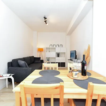 Apartment Fuer 2 Personen 1 Kind Ca 40 Qm In Bei Zadar, Dalmatien Norddalmatien